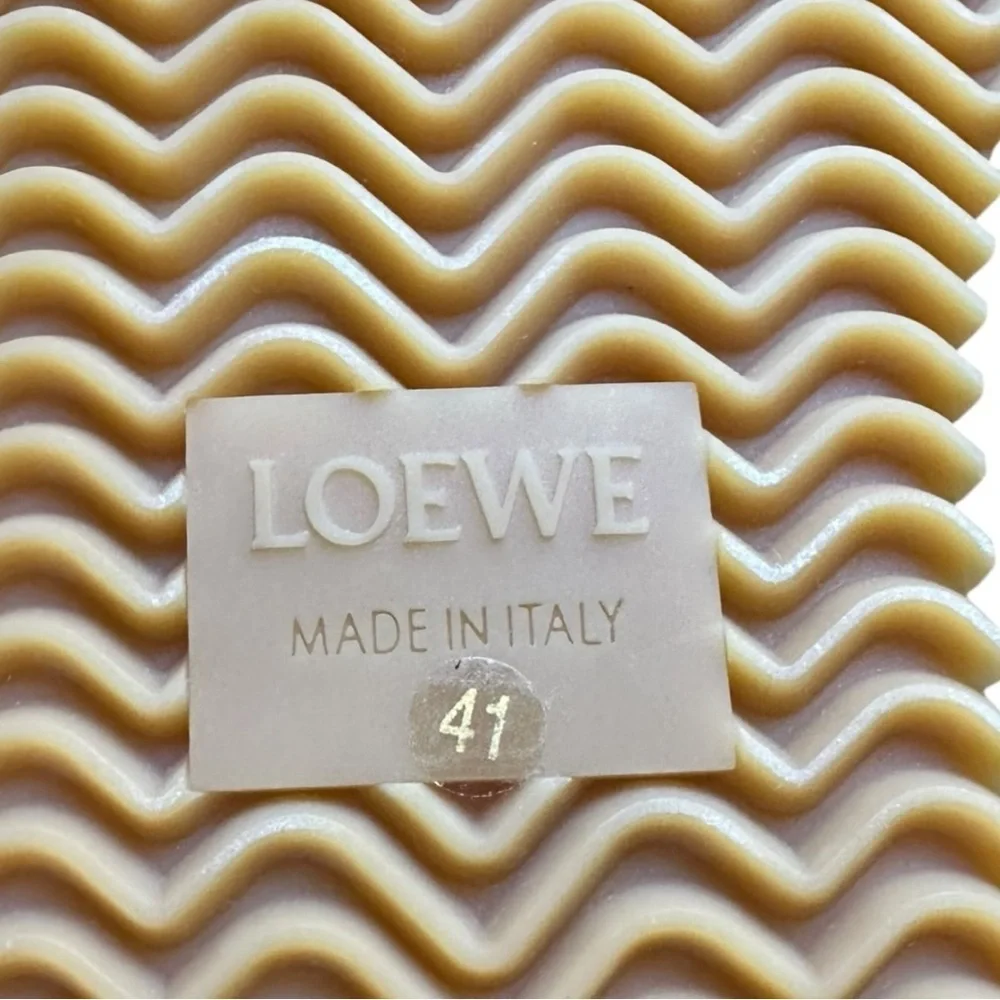 Loewe Sneakers Tan Size 41